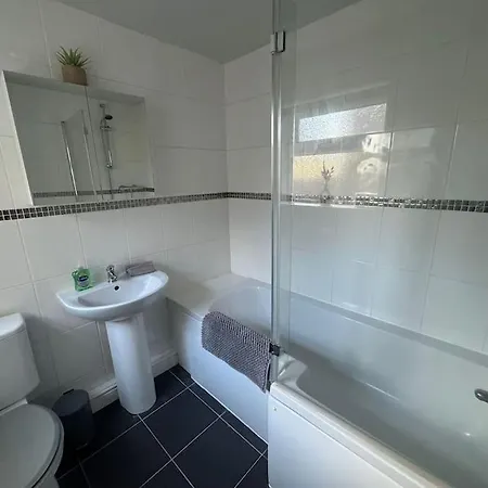 Winifred Terrace - 2 Bedrooms * Workington
