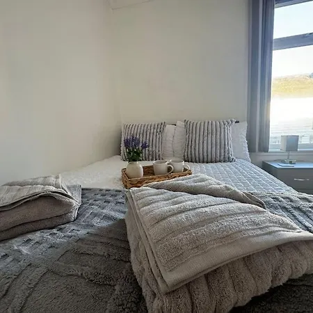Winifred Terrace - 2 Bedrooms Apartment Workington